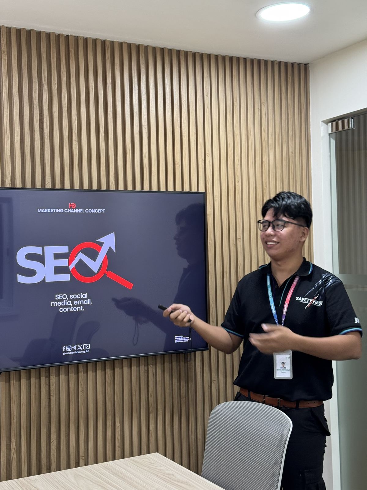 Mark Anthony Gabo giving a marketing class presentation